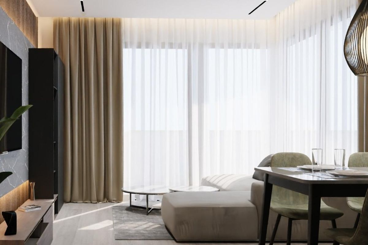 Uitnodigende woonkamer met natuurlijk licht in een modern appartement met 1 slaapkamer in Torrevieja, Costa Blanca.