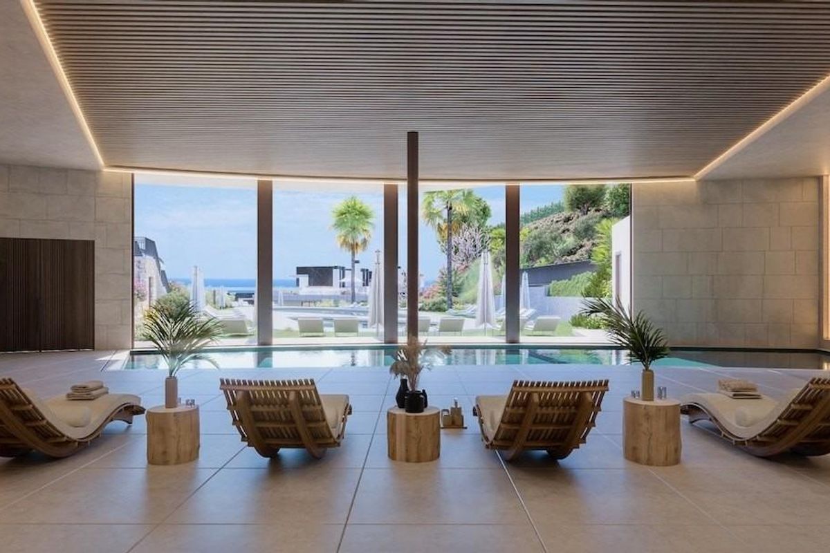 Elegant bedroom in Marbella ground floor apartment