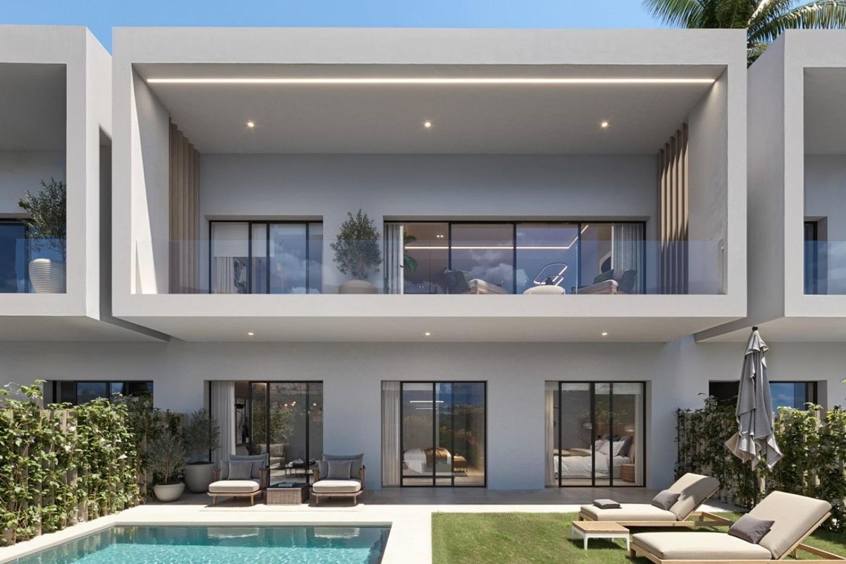 Town House Casares with sea views