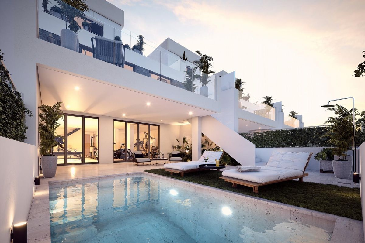 Prachtige villa met 3 slaapkamers, zwembad en terras in Los Alcazares, Costa Calida, Spanje.