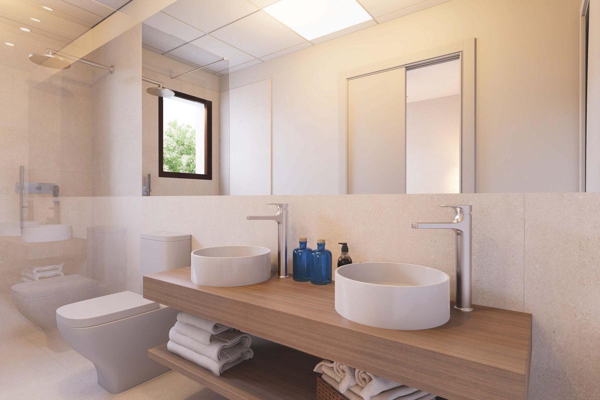 3-Bed Apartment Torrevieja Beach - Image 17