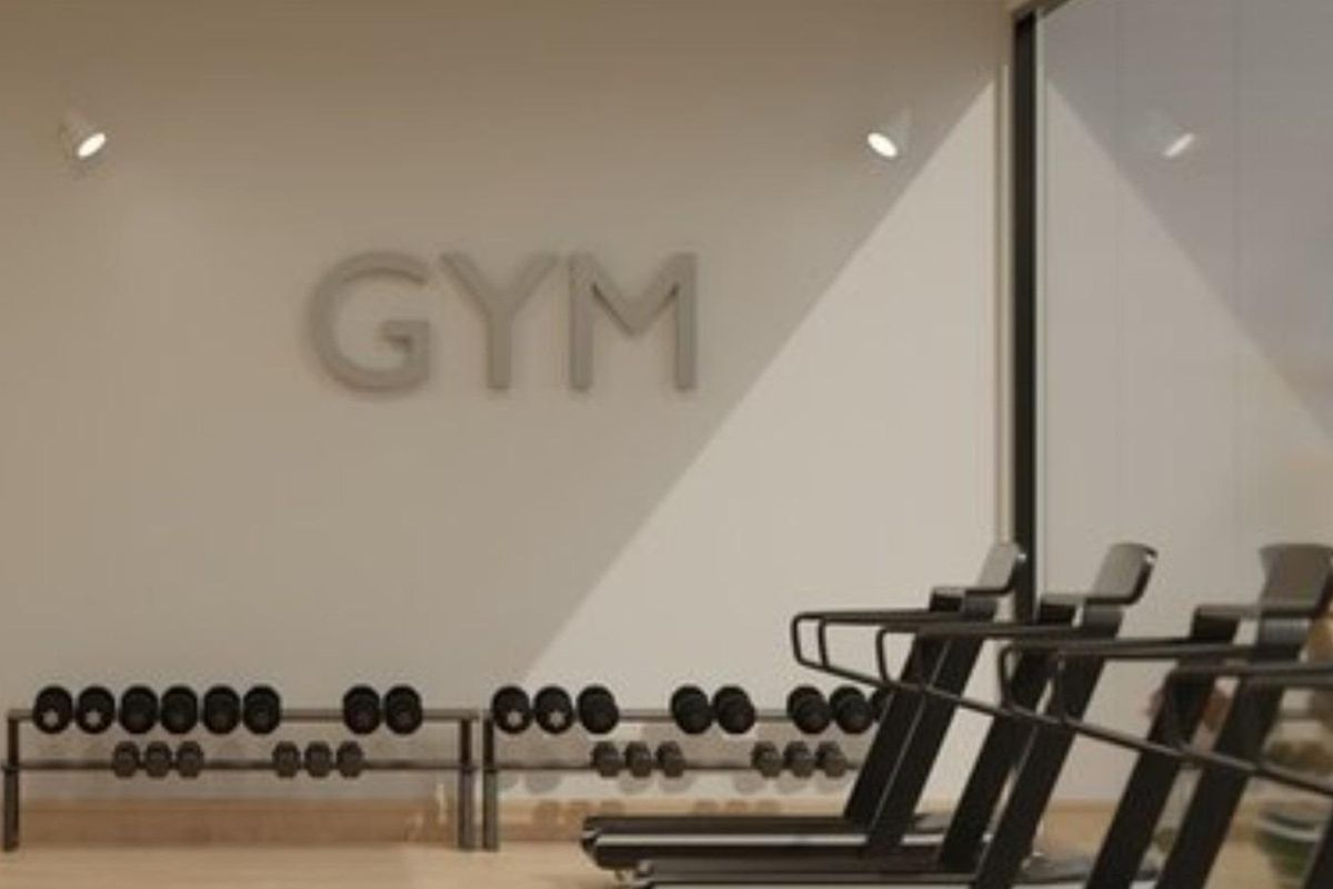 Lichte gymruimte met fitnessapparatuur, gelegen in een ontwikkelingsproject nabij San Pedro del Pinatar.