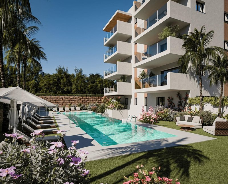 3-Bed Apartment Estepona Terrace