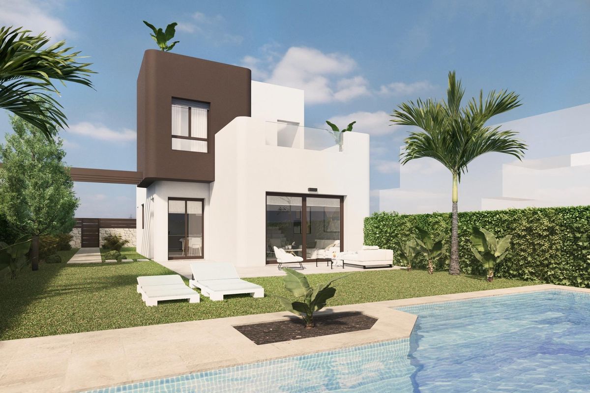Moderne 3-slaapkamer villa met zwembad en tuin in Pilar de La Horadada, Costa Blanca Zuid.