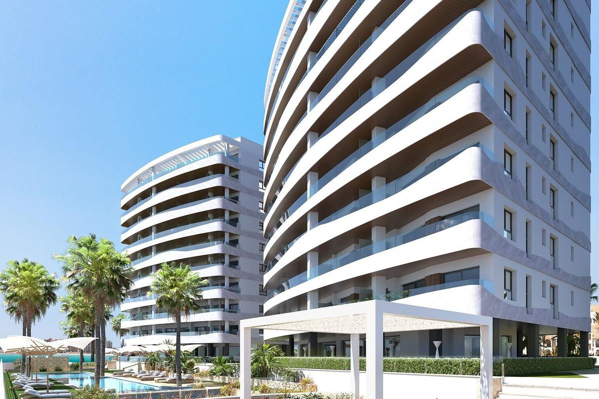 Discover Luxury Living at La Manga del Mar Menor