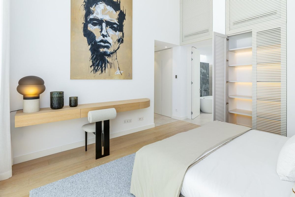 5-Bed Villa Estepona Terrace - Image 15