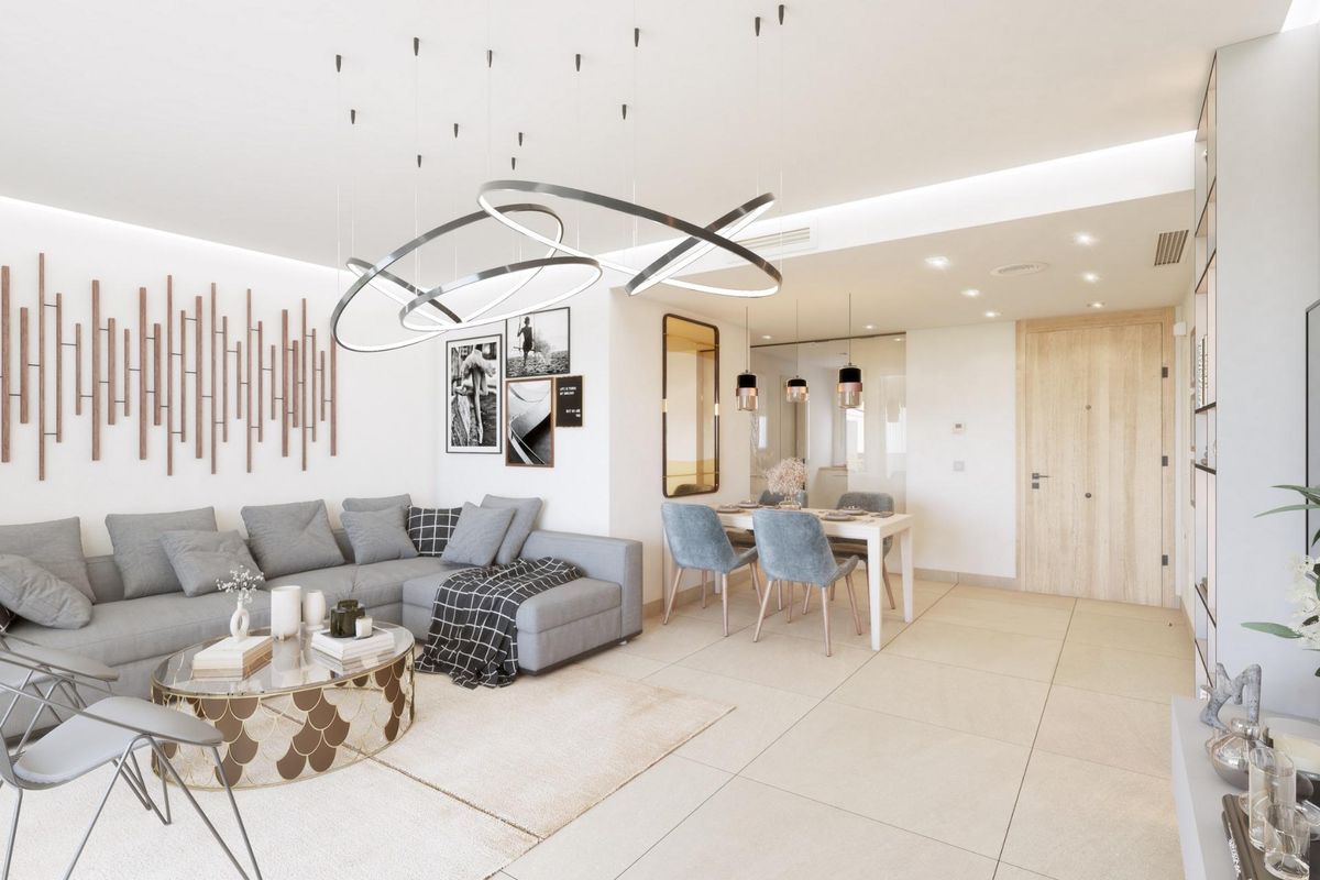 Stijlvolle woonruimte met grijze meubels en chique ontwerpen in een 2-slaapkamer appartement, Mijas.