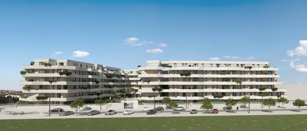 Moderne buitenaanzicht van een 2-slaapkamerappartement in Mijas, Costa del Sol, met focus op de architectuur.