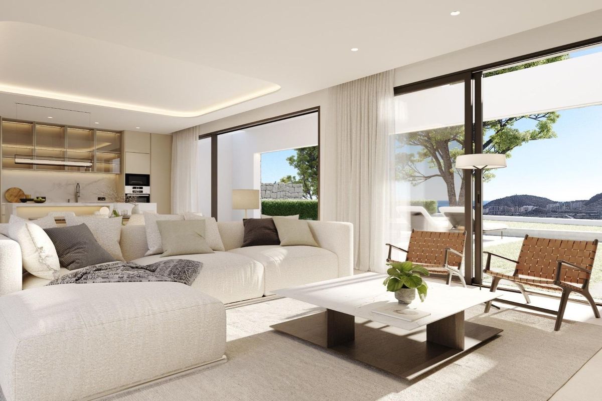 Buitenterras met zwembad in villa Finestrat