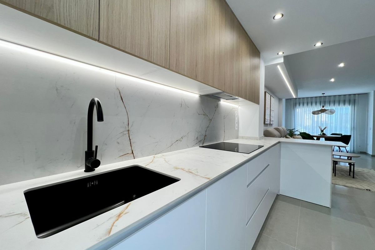 Nearby landscape view from Benferri town house