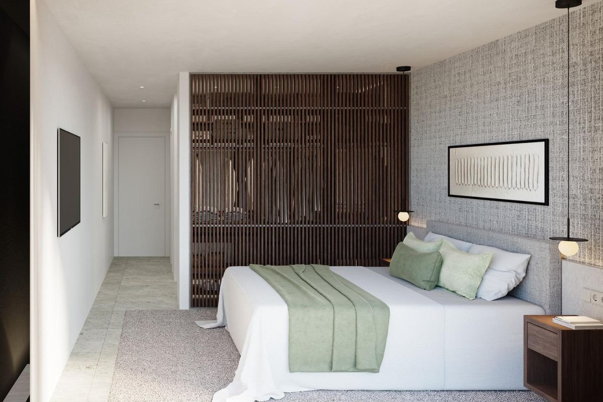 Serene slaapkamer met een moderne uitstraling, met een gezellige sfeer en elegante inrichting in een penthouse in Mojacar.