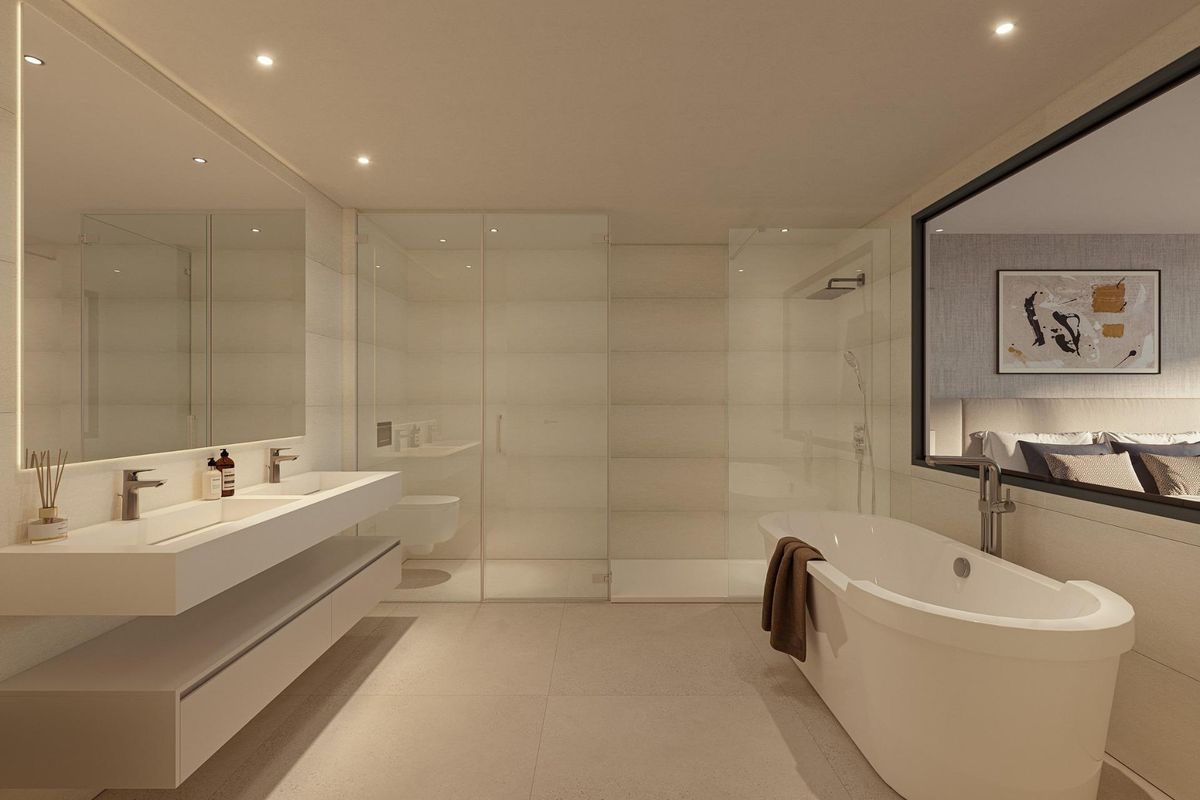 Buitenzicht van een moderne bungalow omringd door groen in Marbella.