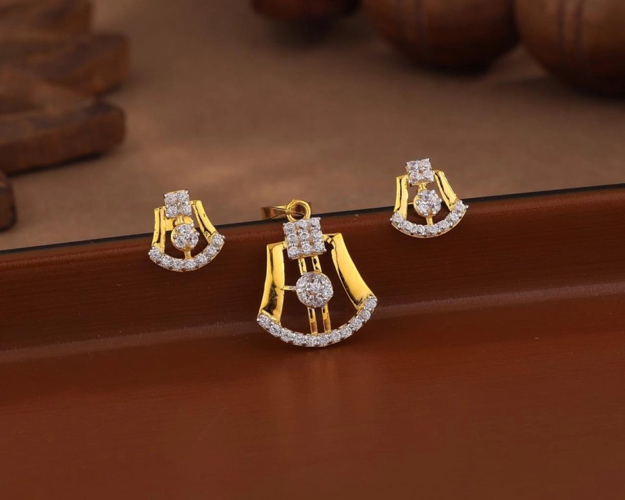 Gold CZ Bell Bloom Pendant Set