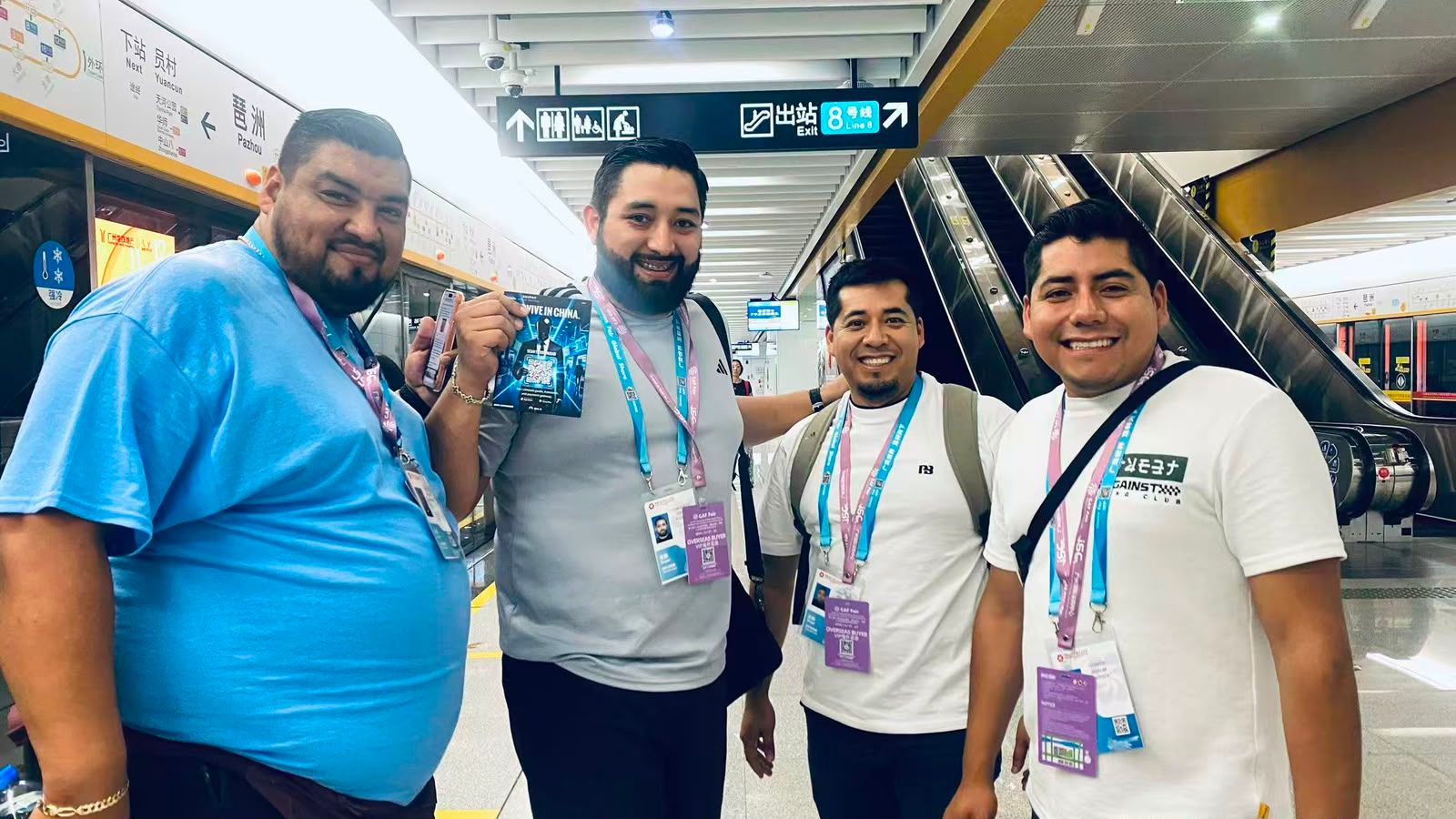 Visitors pausing together at Canton Fair