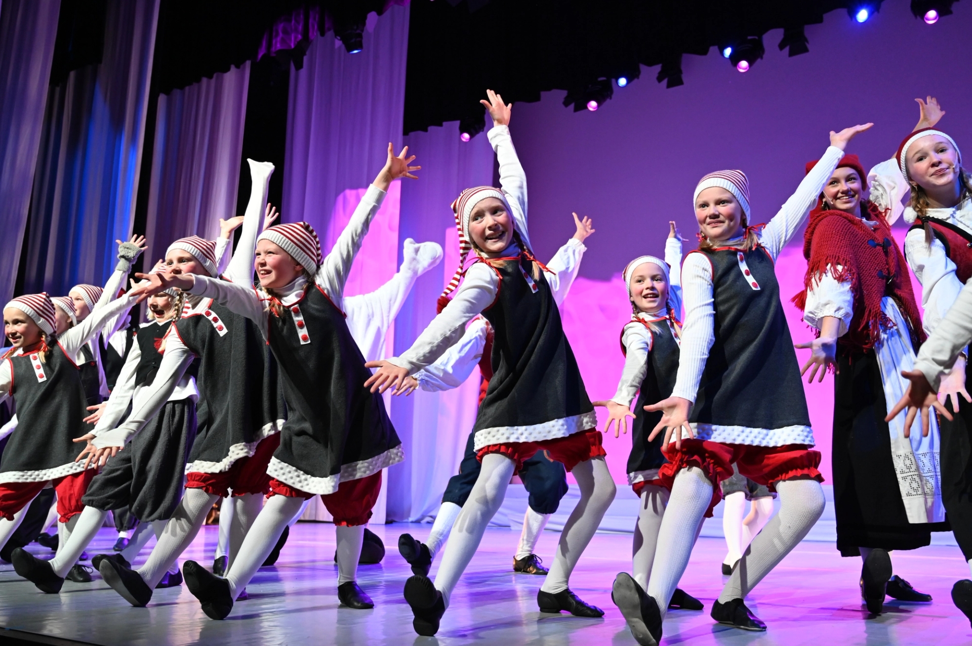 ART Musikal og Ballettskole.