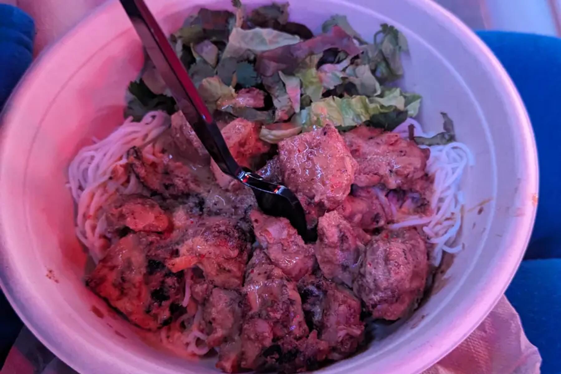 Chicken and vermicelli noodle bowl