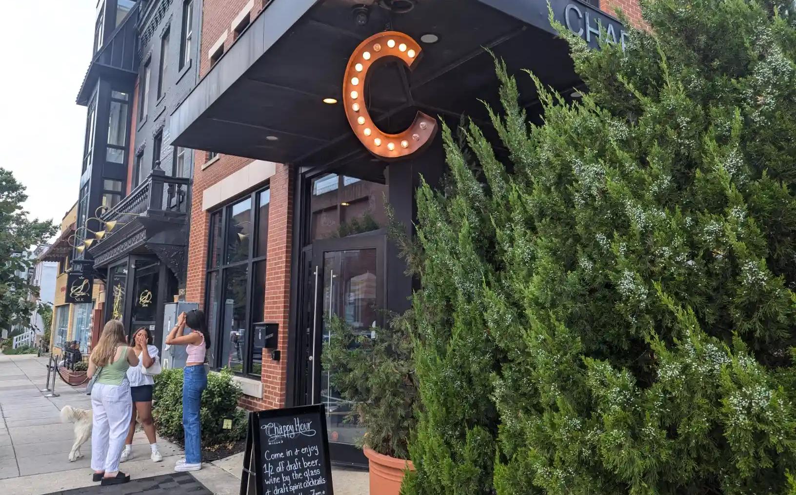 Chaplin's DC Restaurant Review - NBA Arena Food Review