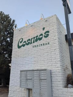 Cosmo's Snack Bar Restaurant Review
