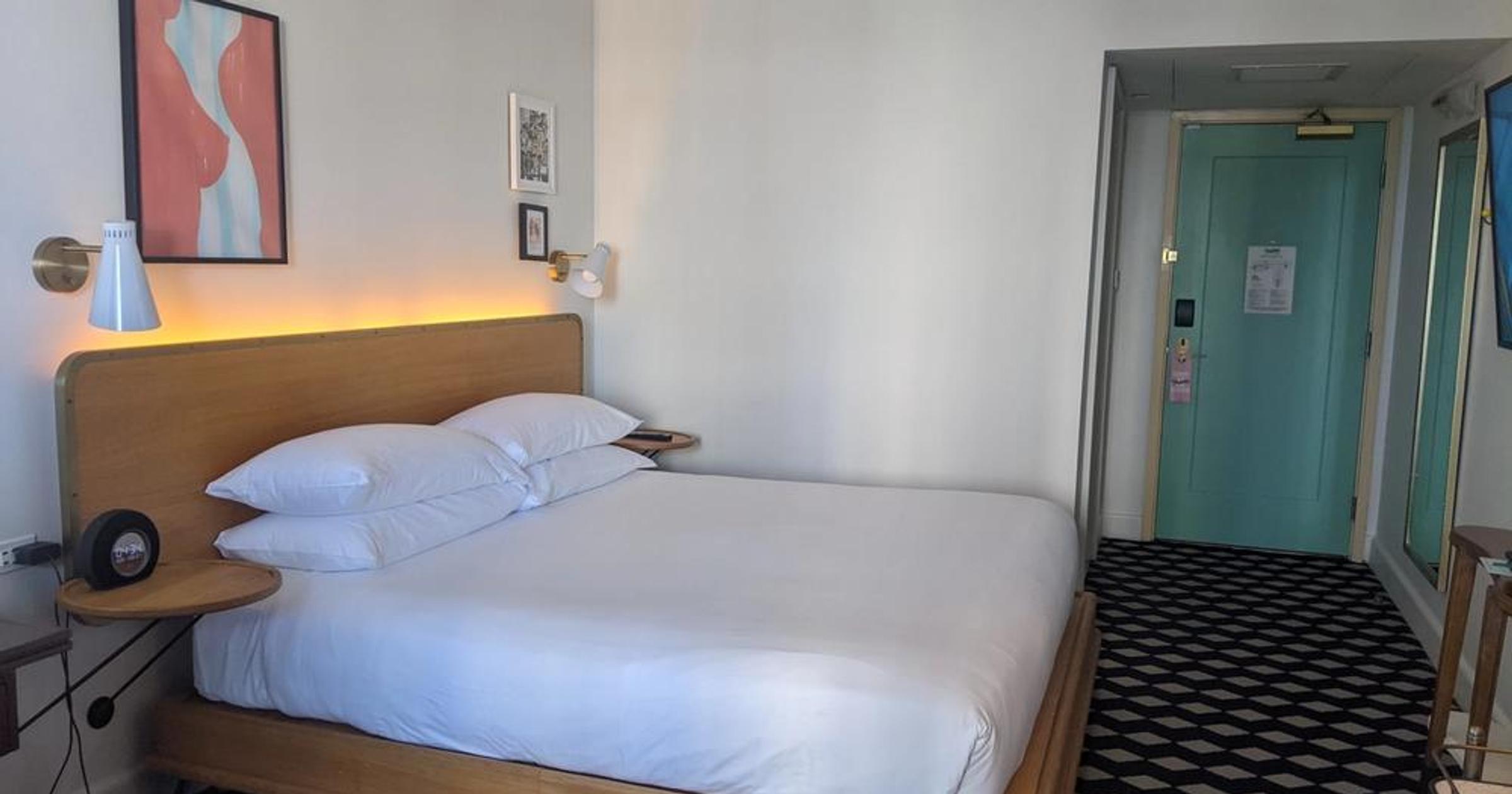 American Express Hotel Membership Rewards Offer Challenge - Travel Guide cover image