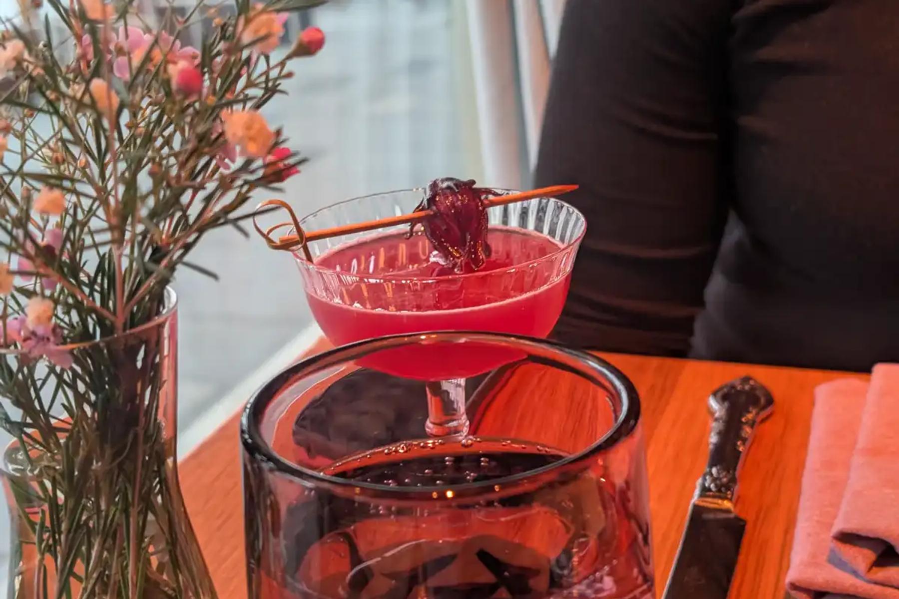 HH Hibiscus Kiss ($9)