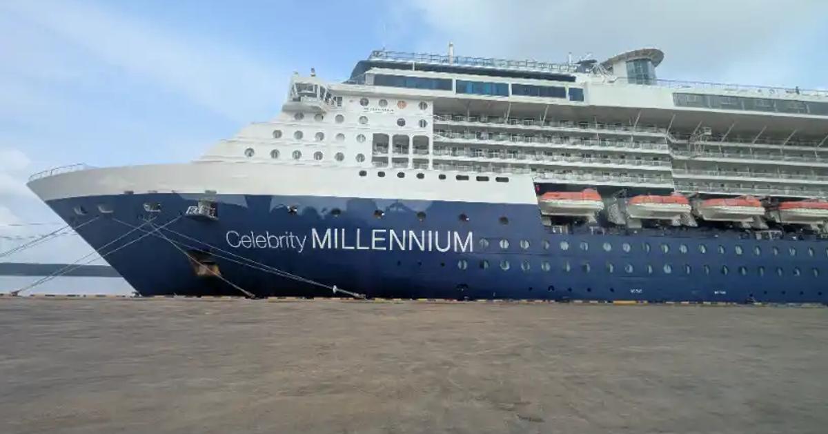 Celebrity Retreat: 12 Night Hong Kong, Japan & Vietnam Pre-Cruise Story - NBA Arena Travel Guide Cover Image