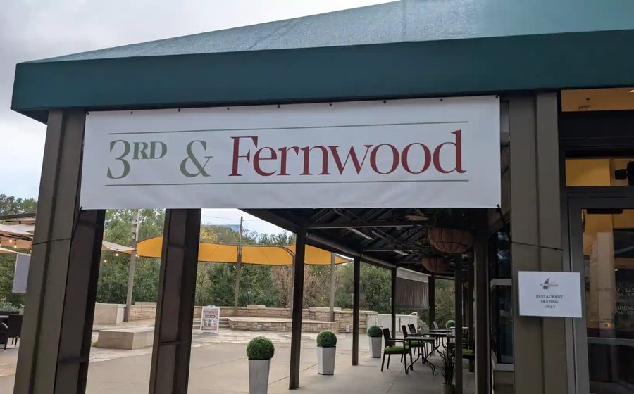 3rd & Fernwood Restaurant Review - NBA Arena Food Review