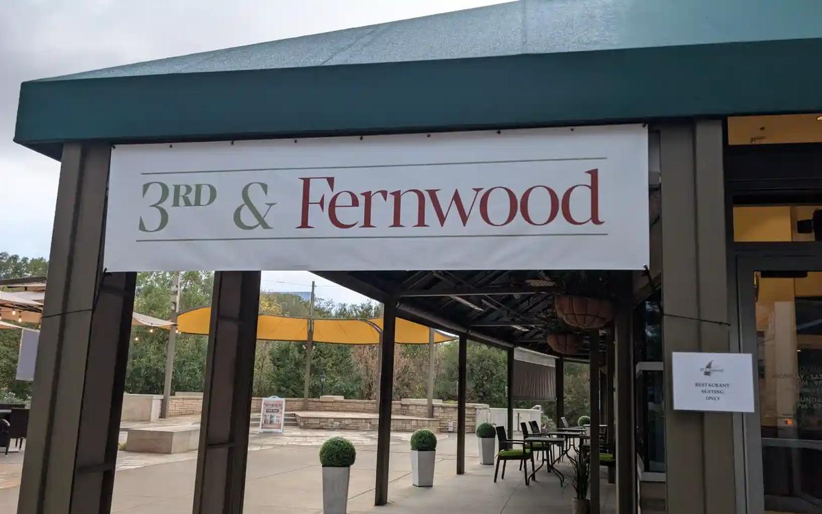 3rd & Fernwood Restaurant Review - NBA Arena Food Review
