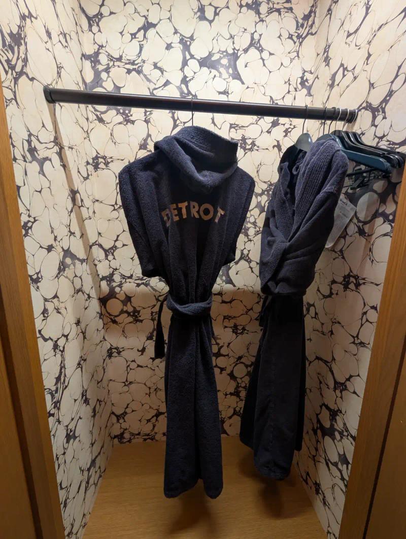 Gallery image 10
