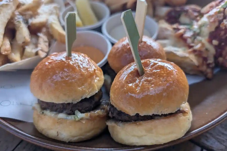 Sharing Platter: Beef Sliders (3)