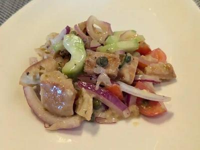 Panzanella Salad w/ Balsamic Vinaigrette