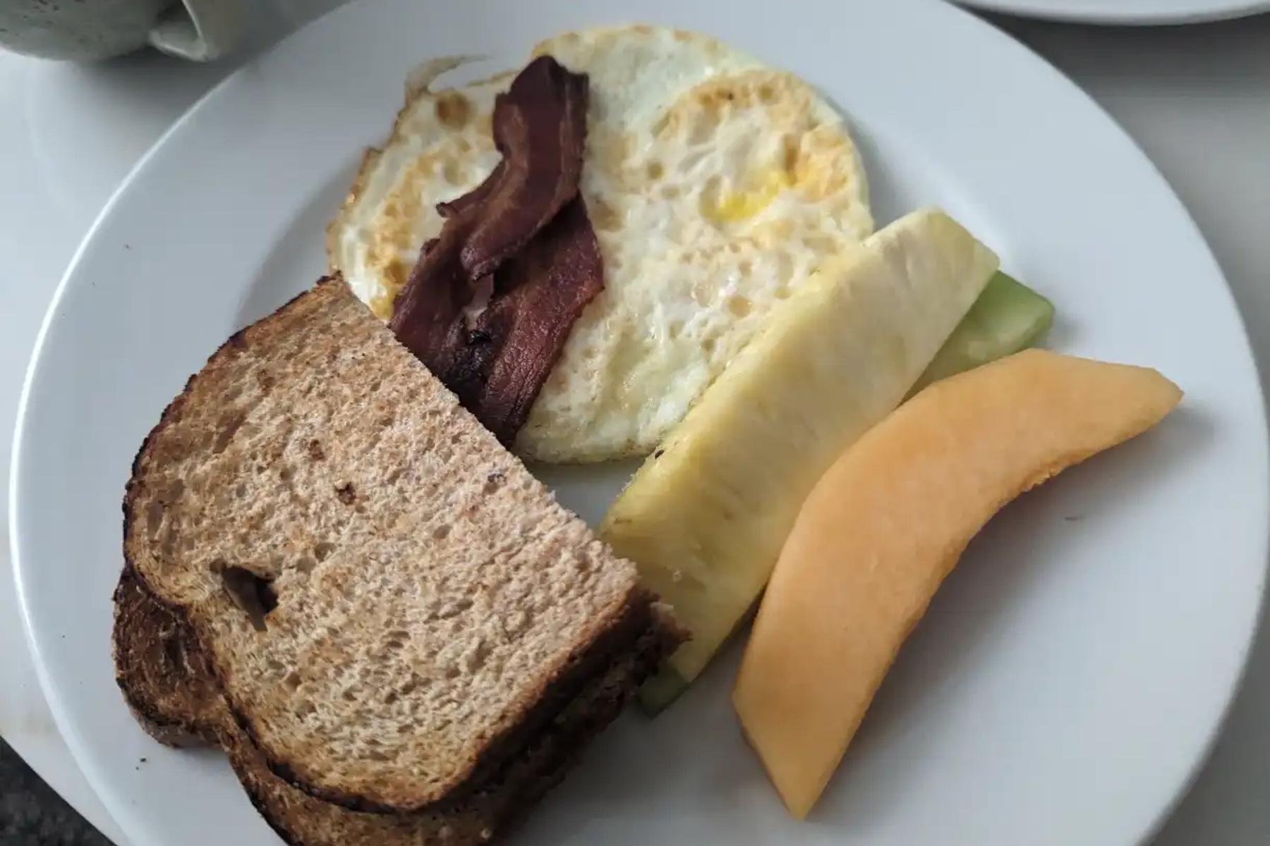 Andaz Eggs ($19)