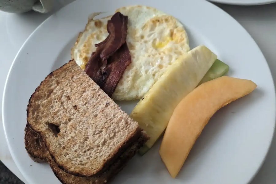 Andaz Eggs ($19)
