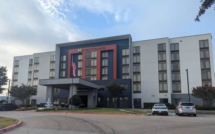 Hyatt Place Dallas/Arlington Hotel Review - NBA Arena Hotel Review