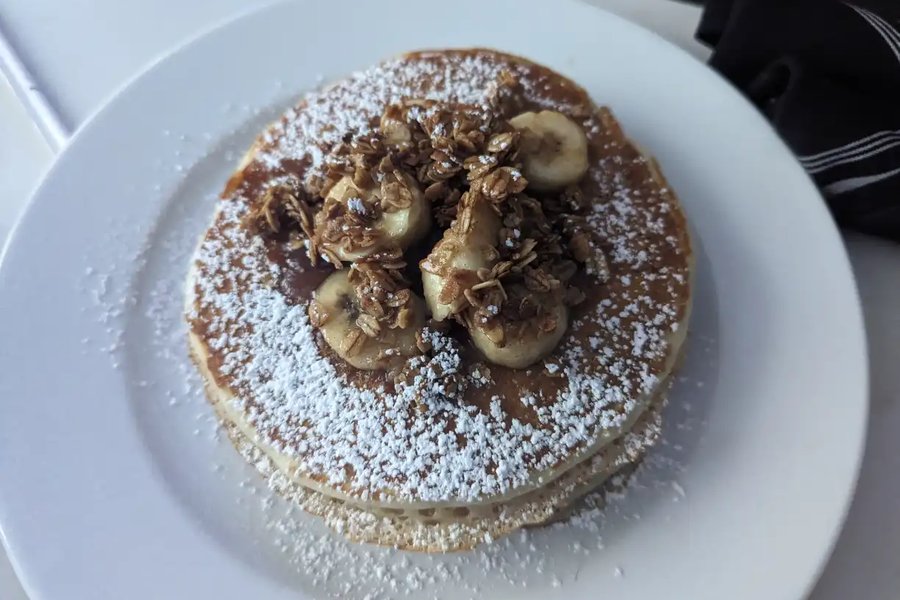 Banana Crunch Pancakes ($18)