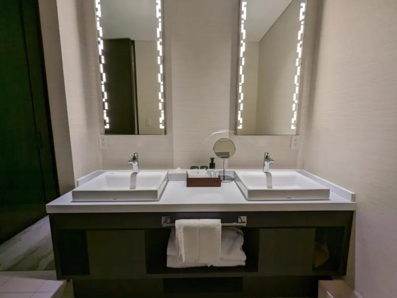 Gallery image 13