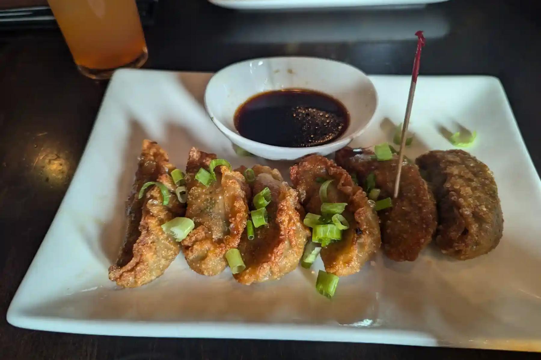 Beef Gyoza (6)