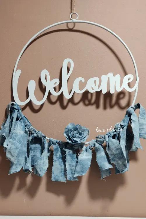 ozdoba z napisem welcome