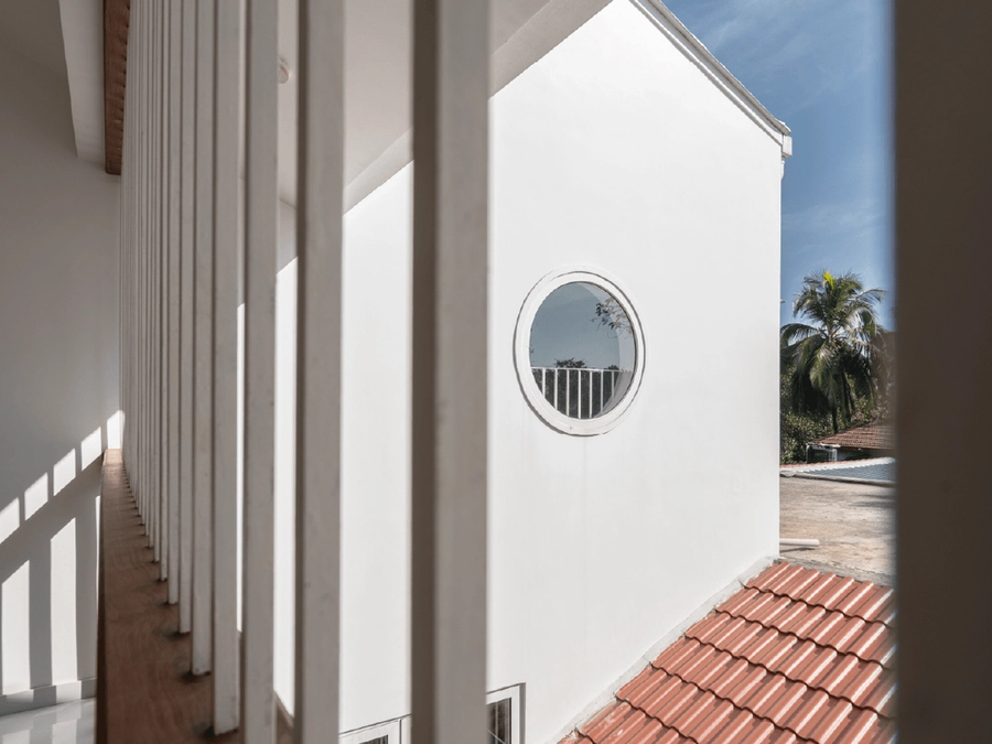A Courtyard Centered Residence  3