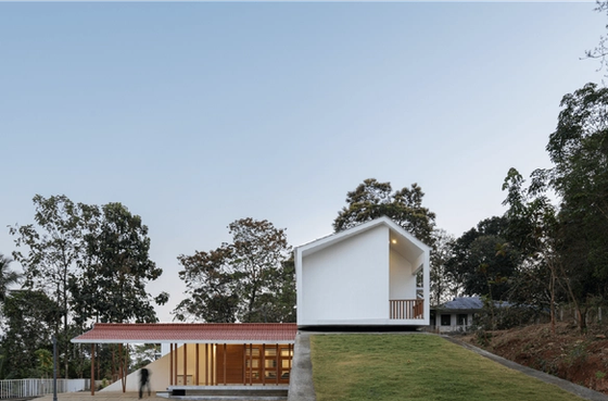 A Courtyard Centered Residence 