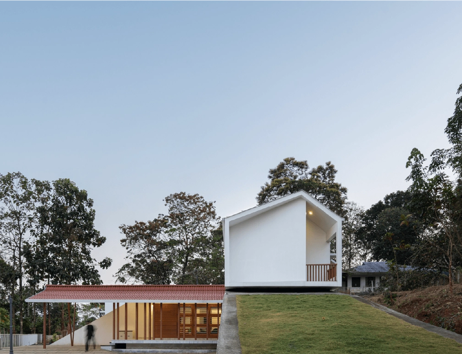 A Courtyard Centered Residence 