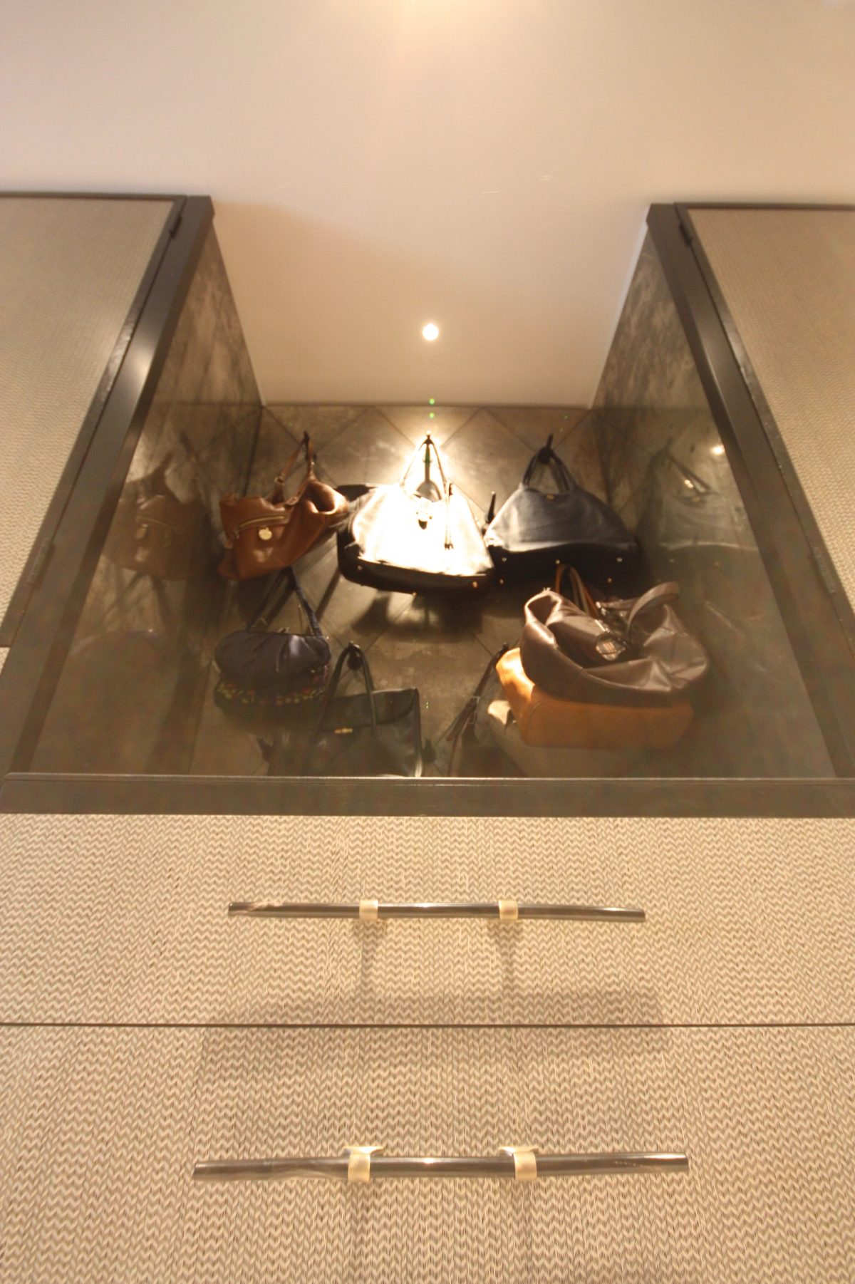 Walk-in Wardrobe