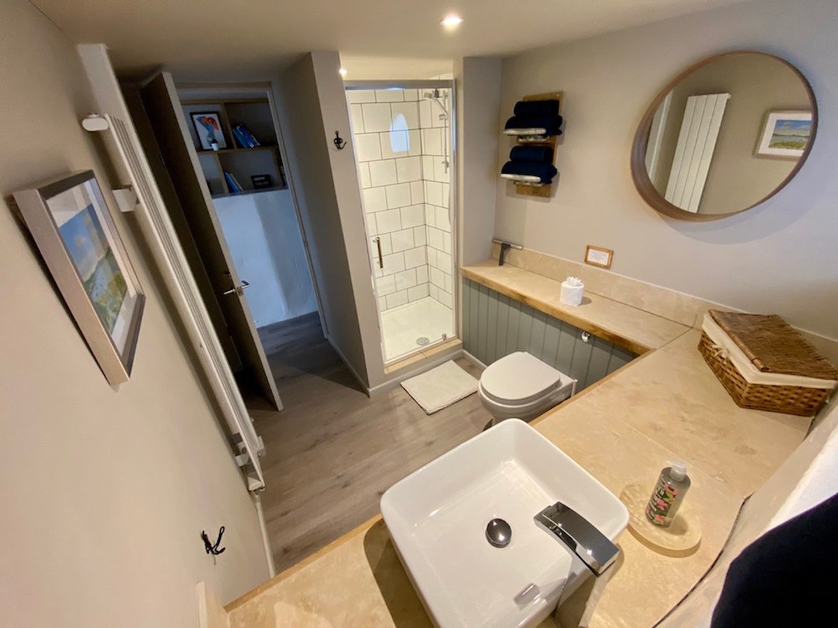 Bembridge Houseboats