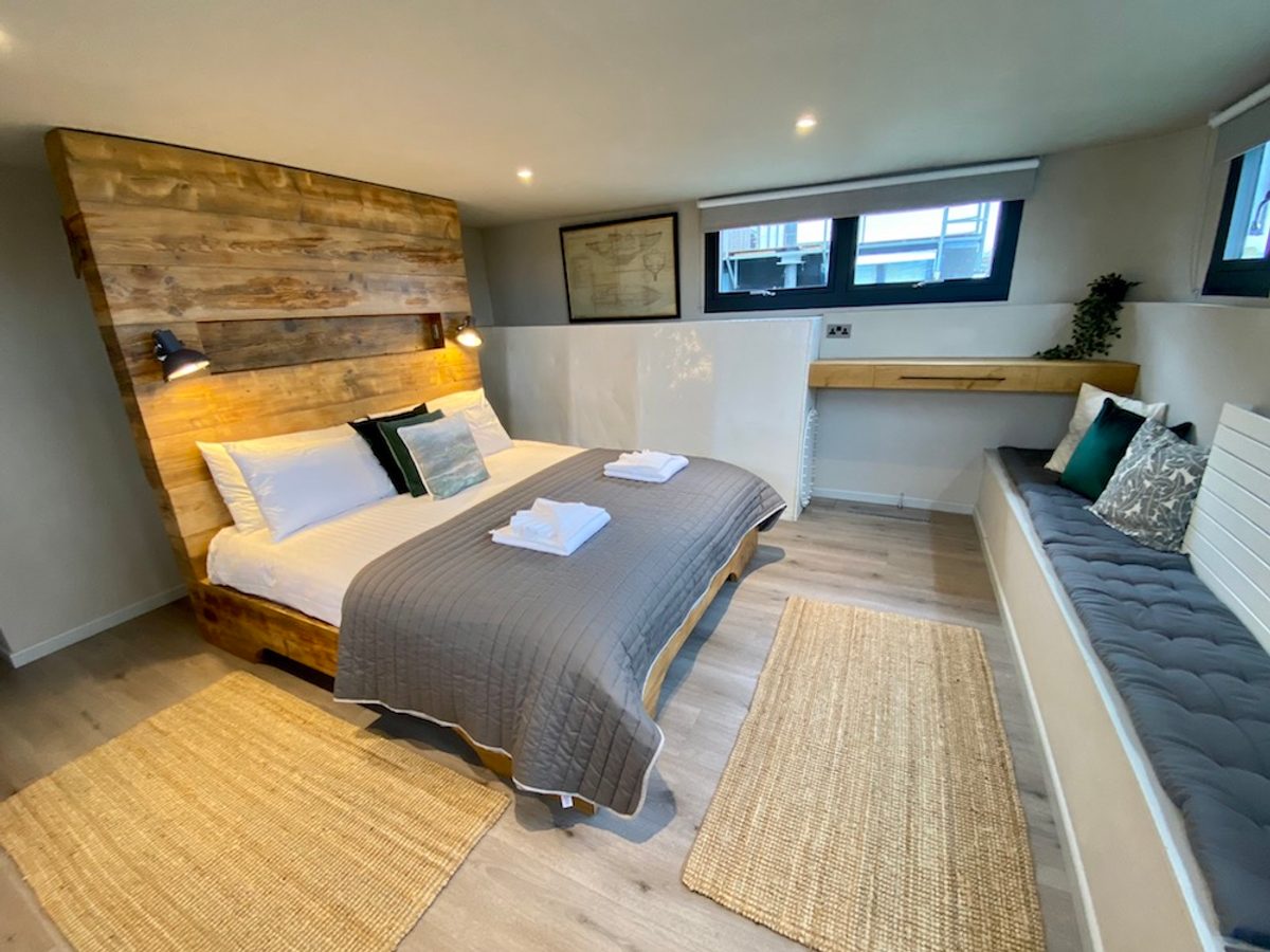 Bembridge Houseboats