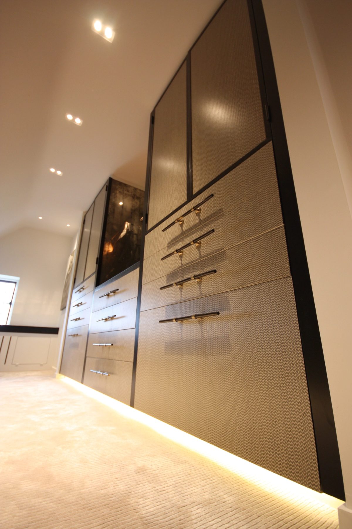 Walk-in Wardrobe