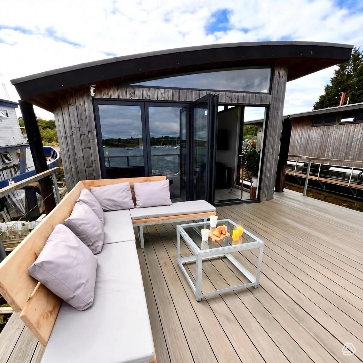 Bembridge Houseboats