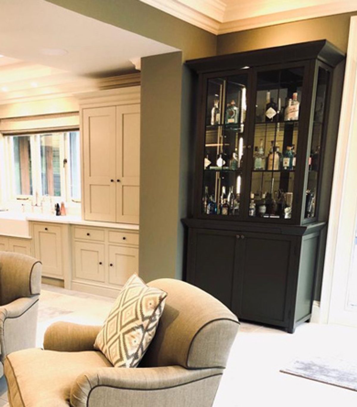 Drinks cabinet