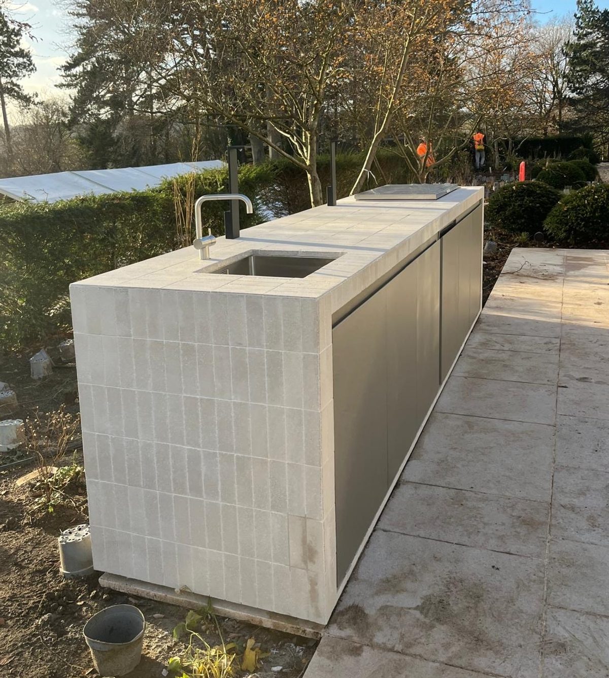 Outdoor Kitchen