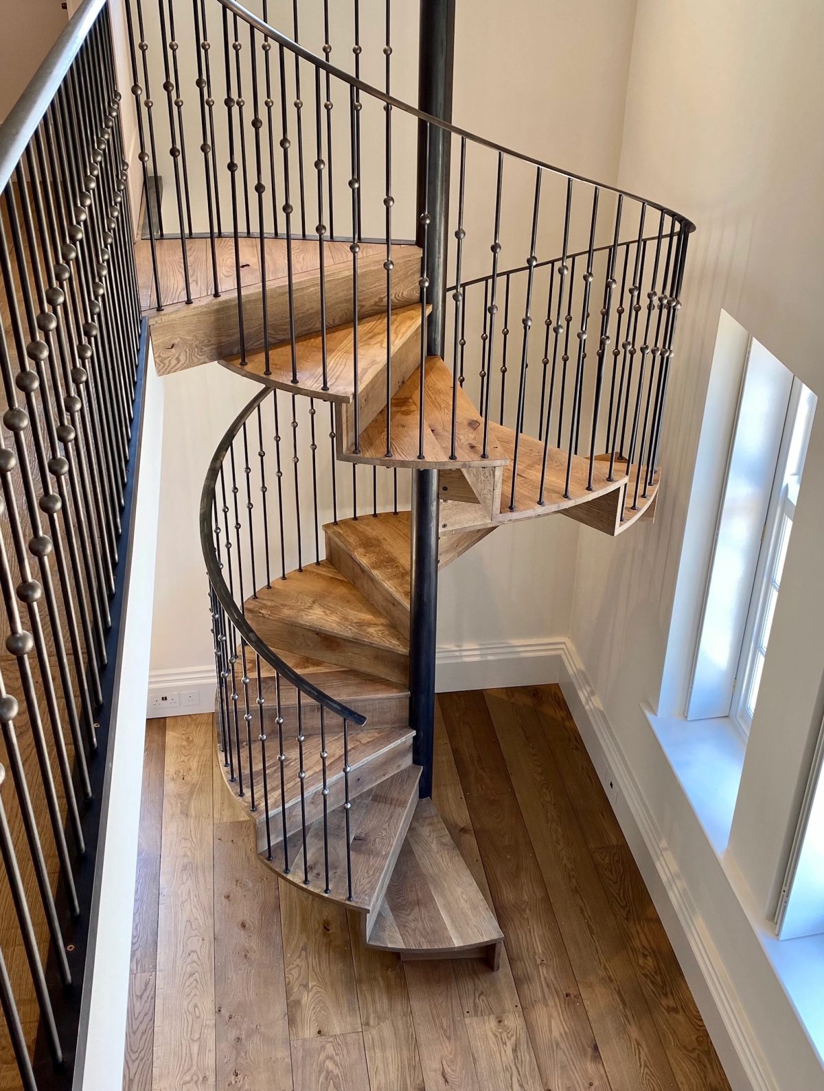 Oak Spiral Staircase