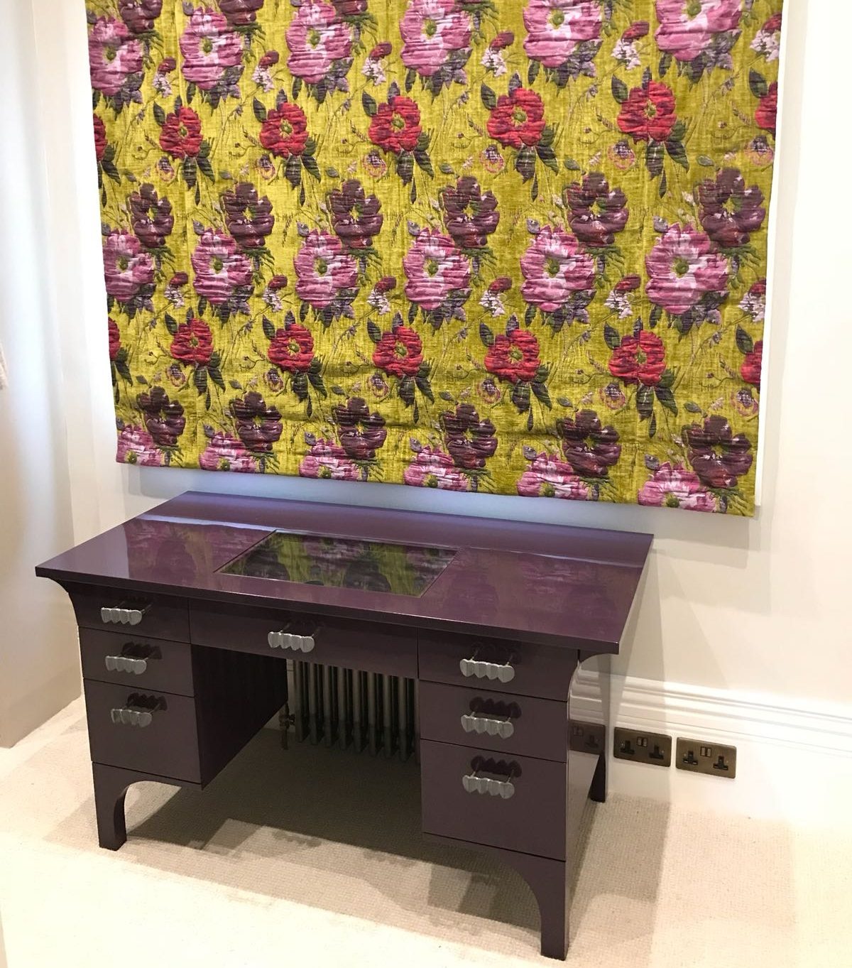 Dressing table