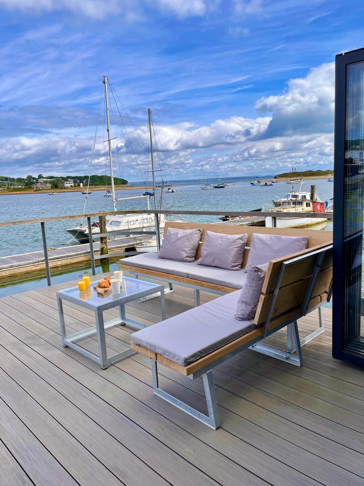 Bembridge Houseboats
